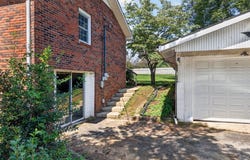 306 E 4th Street, Livingston, TN 38570