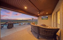 568 Crow Road, Whitesboro, TX 76273