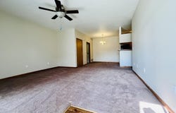 15745 Parkway Lane, Southgate, MI 48195