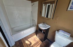 318 E 7th Ave, Winfield, KS 67156