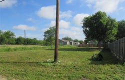 500 Arnold Dr, Bartlett, TX 76511