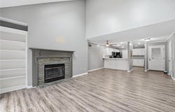 212 E Hansen Court, Independence, MO 64055