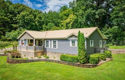 488 Mcinturff Springs, Erwin, TN 37650