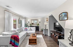 11082 SAFFOLD Way, RESTON, VA 20190