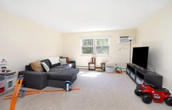 773 Massachusetts Ave, Boxborough, MA 01719