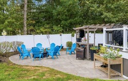 982 Dighton Woods Cir, Dighton, MA 02715