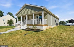 38 MARKET LANE, MARCUS HOOK, PA 19061