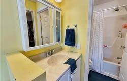 431 Barbra Le Ln, Lake Ozark, MO 65049