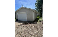 9 Hickory Lane, Sandwich, IL 60548