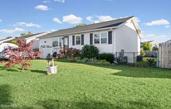 5 Ballina Street, Troy, NY 12180