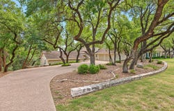 224 Hurst Creek Rd, Lakeway, TX 78734