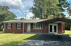 207 Wayne Ave, Livingston, TN 38570