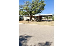 409 Avenue K, Abernathy, TX 79311