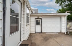 926 Duff Avenue, Ames, IA 50010