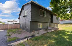 1001 E 4th Avenue, Polson, MT 59860
