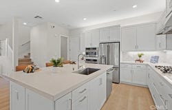 27308 Fox Den Place, Valencia, CA 91381