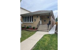 5749 W 63rd Place, Chicago, IL 60638