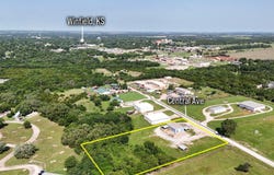 3315 E Central, Winfield, KS 67156
