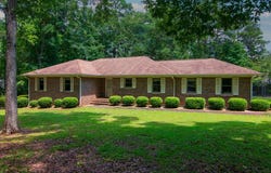 240 Plumfield Drive, Pine Mountain, GA 31822
