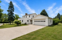 1214 Riverside Drive, Fort Atkinson, WI 53538