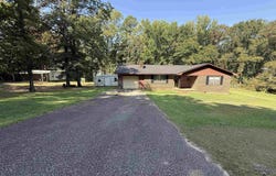 47 RANDALL DRIVE, CENTREVILLE, AL 35042
