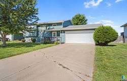 201 Sund St, Worthing, SD 57077