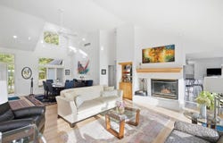 4749 S Pleasantview Road, Harbor Springs, MI 49740