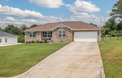 390 BAILEY ROAD, WEAVER, AL 36277