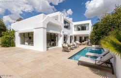 3033 E CLAREMONT Avenue, Phoenix, AZ 85016