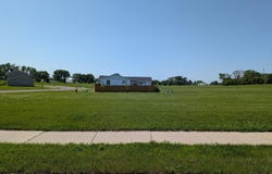 414 Berlin Circle, Marshall, MN 56258
