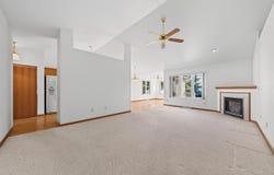 246 WYLDEWOOD Drive, OSHKOSH, WI 54904