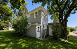 1244 6th Avenue N, Windom, MN 56101