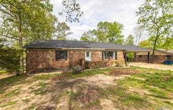 2010 Schweitzer Drive, Poplar Bluff, MO 63901