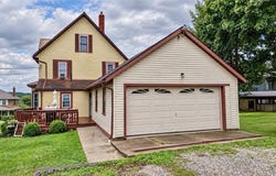215 Dover Road NE, Sugarcreek, OH 44681