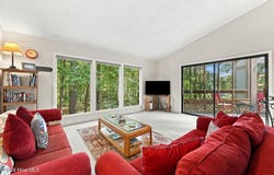 6229 Harbourside Drive, New Bern, NC 28560