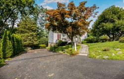 33 Dexter Rd, Yonkers, NY 10710