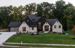 17550 Umbra Trail, Huntertown, IN 46748