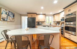 22 Valley Brook Lane, North Haven, CT 06473