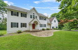 16 Apple Summit Lane, Lagrangeville, NY 12540