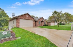 2320 Deerborn Drive, Asbury, IA 52002