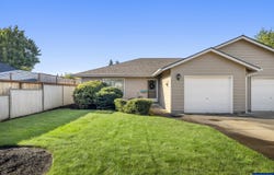 209 SE Stone -211 Ln, Dallas, OR 97338