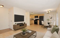 200 SW FLORENCE Ave, Gresham, OR 97080