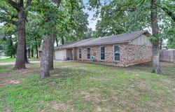 728 Lake Crest Parkway, Azle, TX 76020