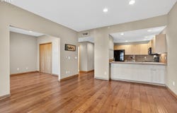 300 W 8TH St, Vancouver, WA 98660