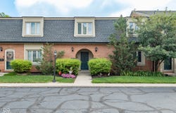 8519 Canterbury Square E, Indianapolis, IN 46260