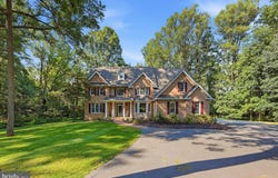 300 CLEARVIEW Drive, CLEAR BROOK, VA 22624