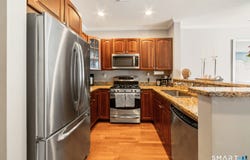 86 Park Place Circle, West Hartford, CT 06110