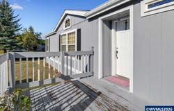 786 Hoffman Rd NE, Salem, OR 97301