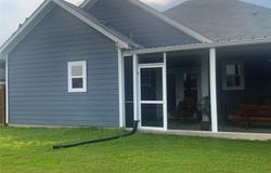 307 W Front St SW, Thorndale, TX 76577