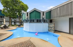 1001 S ONEIDA Street, APPLETON, WI 54915